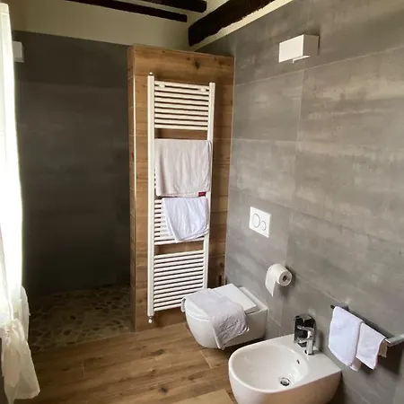 Corte Ca' Bosco 4* Castello di Serravalle