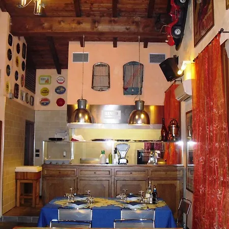 Bed & Breakfast Corte Ca' Bosco Castello di Serravalle