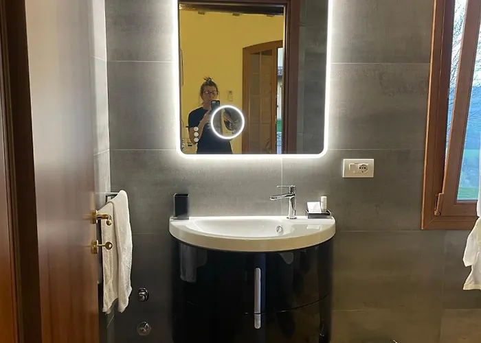 Bed and Breakfast Corte Ca' Bosco Castello di Serravalle