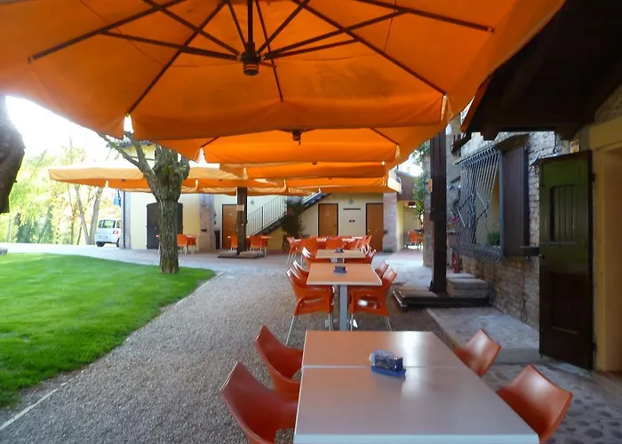 B&B Corte Ca' Bosco 카스텔로 디 세라발레