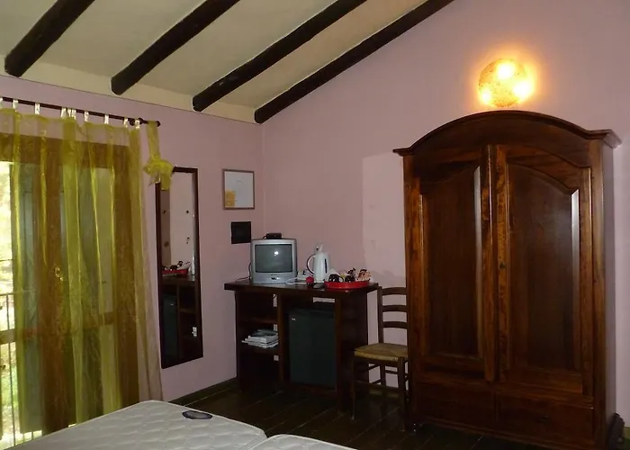 Couette-café Corte Ca' Bosco 4*